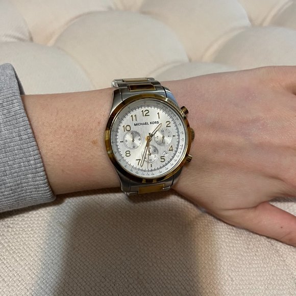 Michael Kors Ritz Watch - Picture 2 of 4